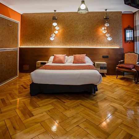 Hostal Rodas Παμπλόνα Εξωτερικό φωτογραφία