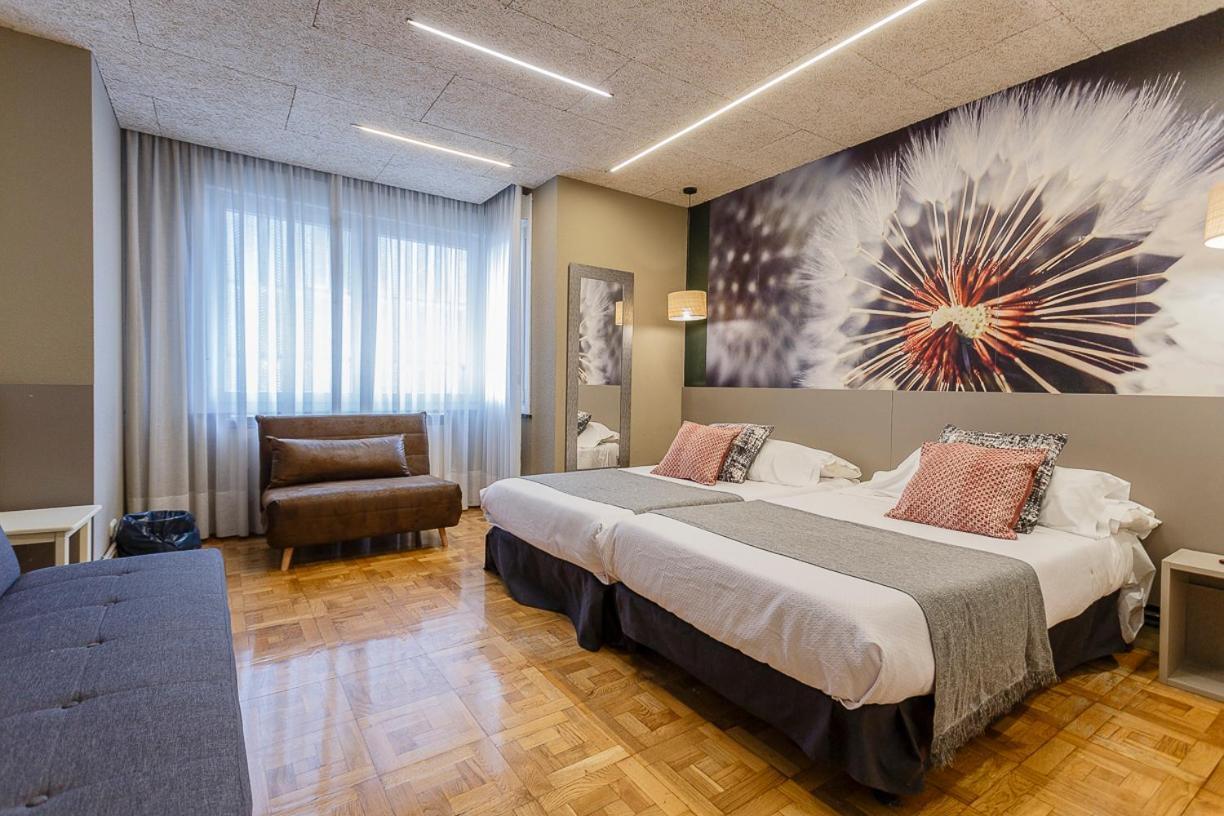 Hostal Rodas Παμπλόνα Εξωτερικό φωτογραφία