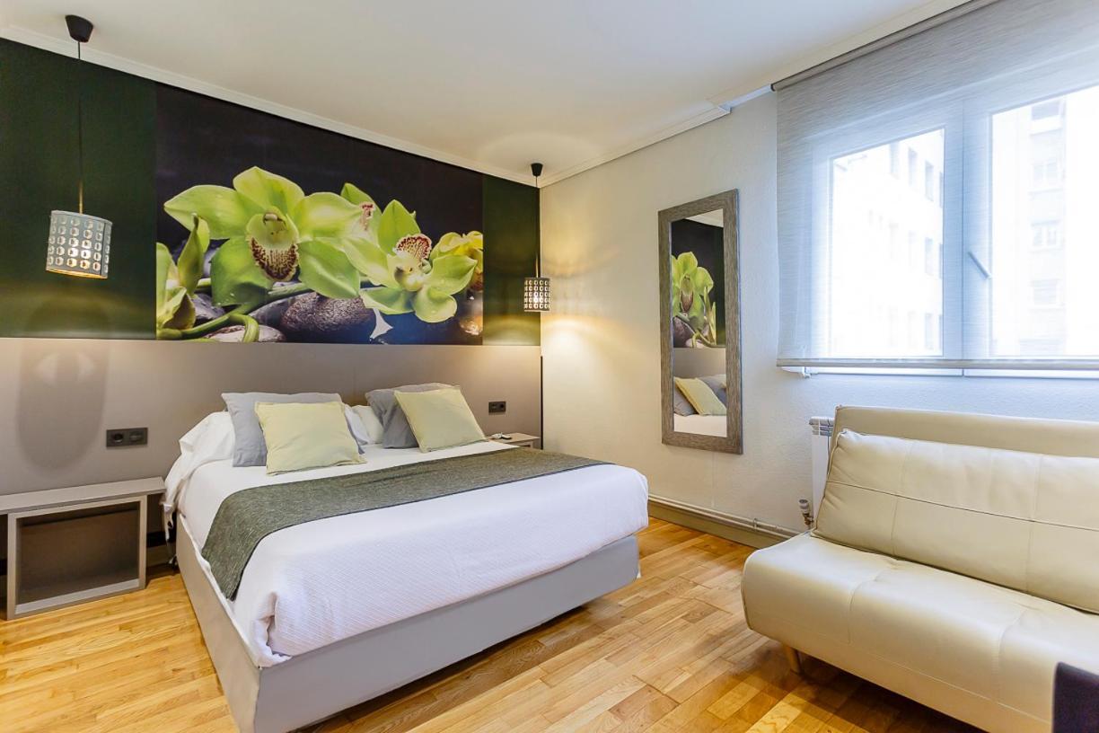 Hostal Rodas Παμπλόνα Εξωτερικό φωτογραφία